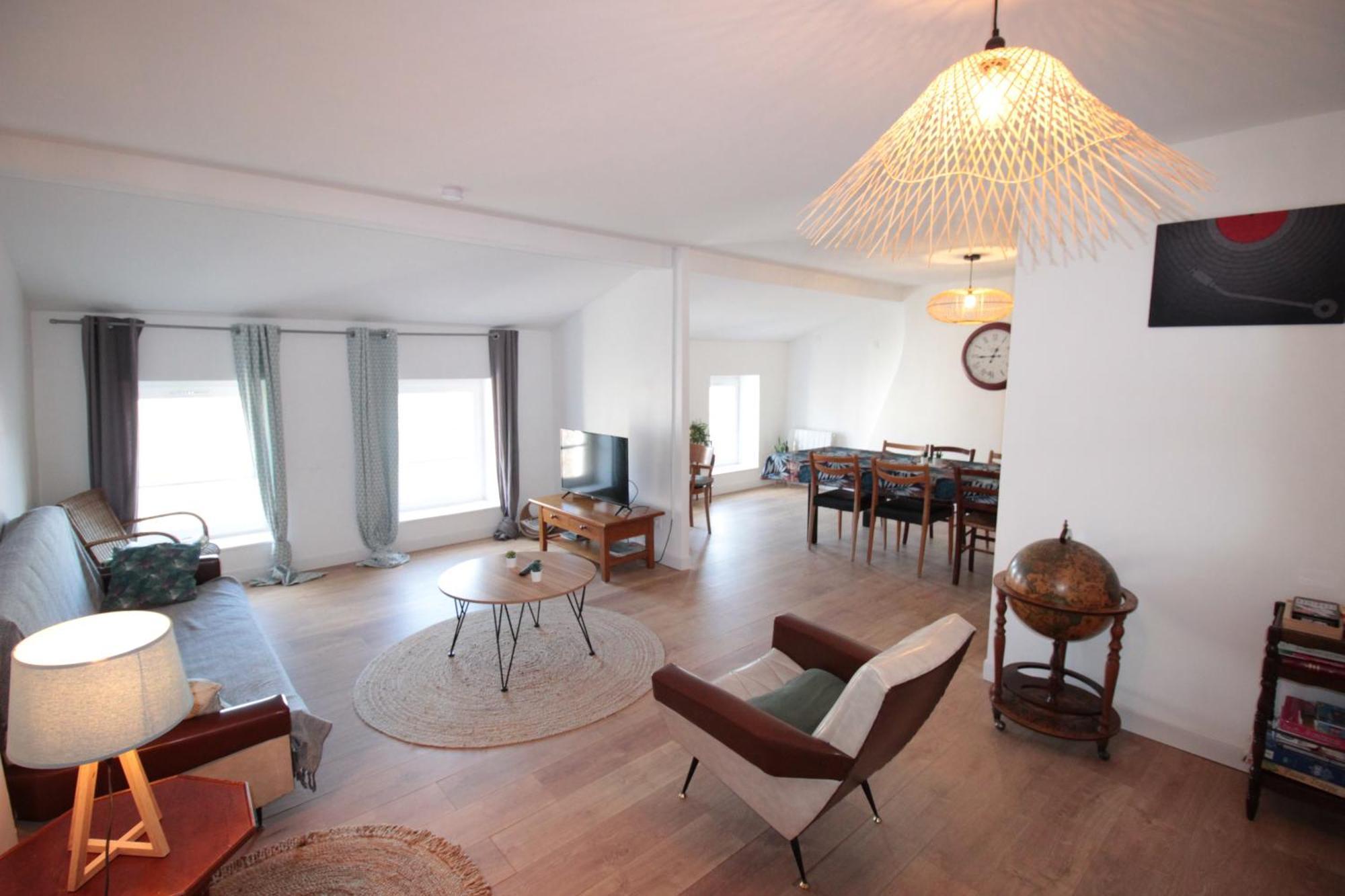 Logement Neuf "Meuse" - Hyper Centre - Parking Proche - Proche Gare - 4 Chambres - Terrasse Couverte - Wifi ! Gere Par Prestazen'Services Verdun Exterior foto
