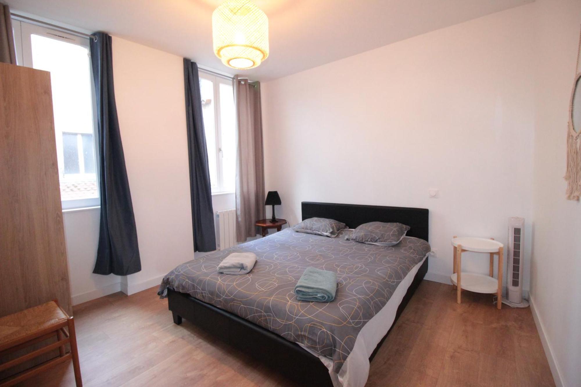 Logement Neuf "Meuse" - Hyper Centre - Parking Proche - Proche Gare - 4 Chambres - Terrasse Couverte - Wifi ! Gere Par Prestazen'Services Verdun Exterior foto