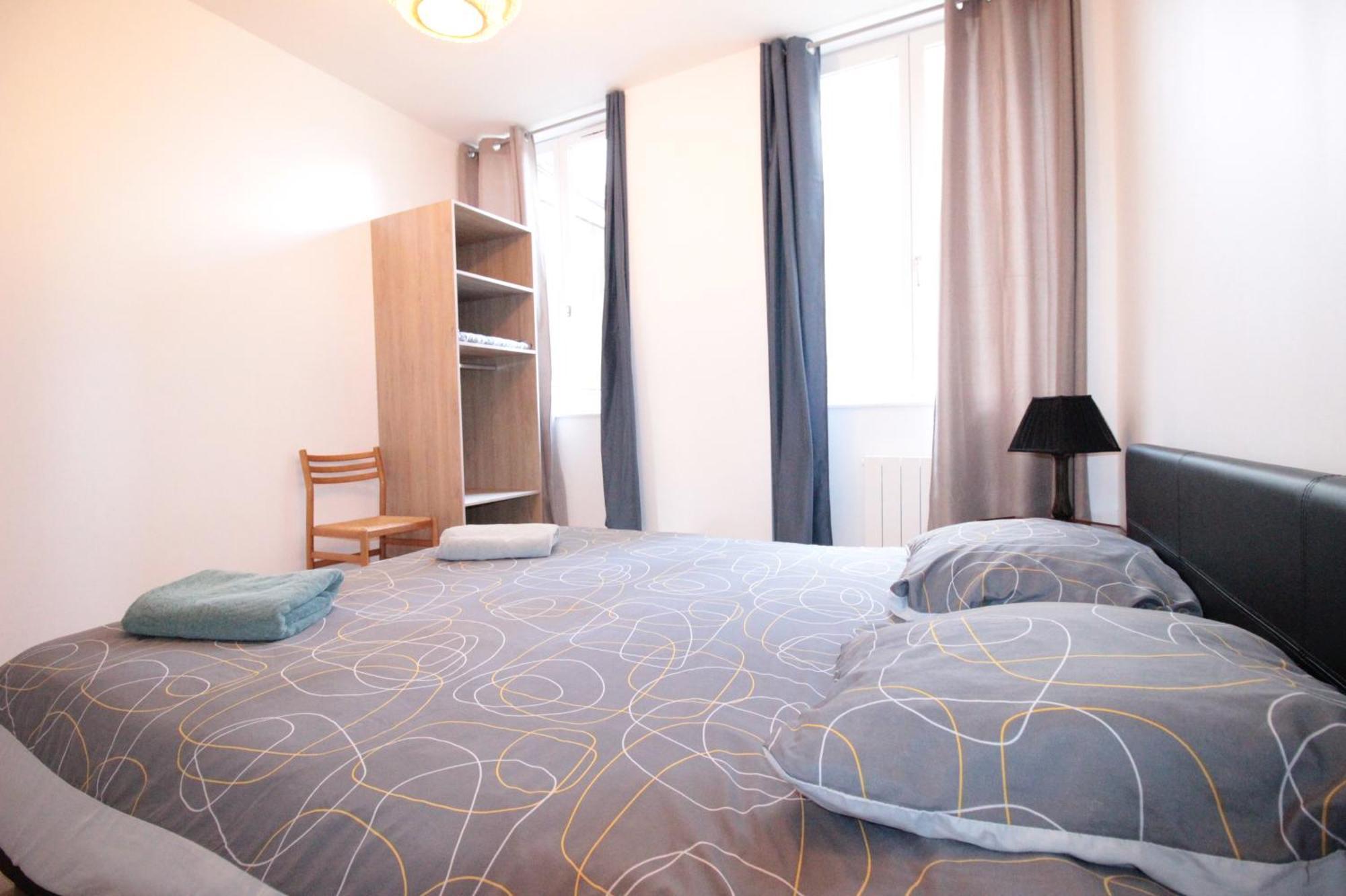 Logement Neuf "Meuse" - Hyper Centre - Parking Proche - Proche Gare - 4 Chambres - Terrasse Couverte - Wifi ! Gere Par Prestazen'Services Verdun Exterior foto